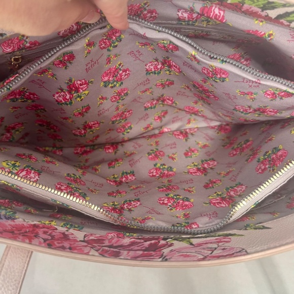 Betsey Johnson Tote Shoulder Bag Blush Pink w/Floral Lining/Purse/Handbag/Large - Picture 10 of 17
